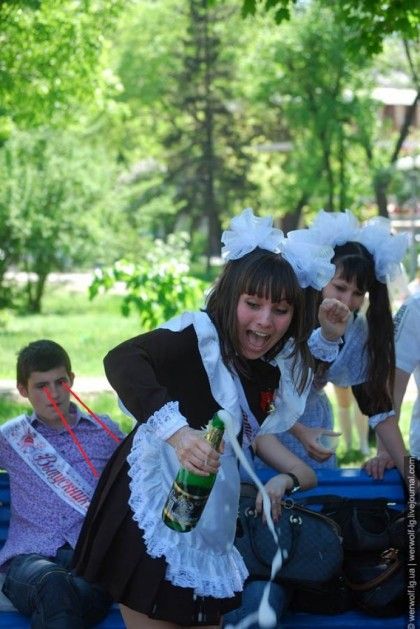 Мегаподборка: Выпускницы 2012 (85 фото + видео)
