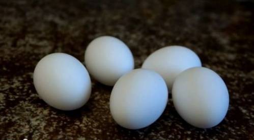 Делаем омлет не разбивая яйцо ( фото + видео)
