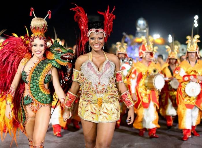 Бразильский карнавал 2013 ( 45 фото + 2 видео)
