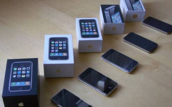Russia VS Apple - Российские операторы сотовой связи отказались от продаж iPhone
