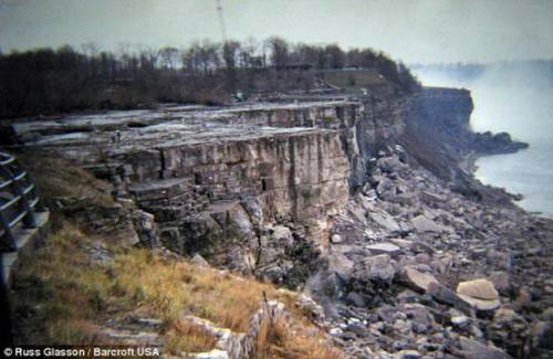 Высохший Ниагарский водопад (фото + видео)
