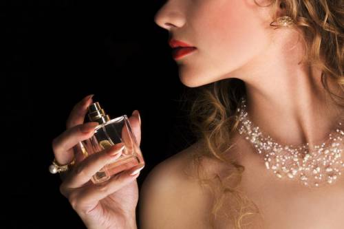 ТОП 10 запретов парфюмерного этикета
