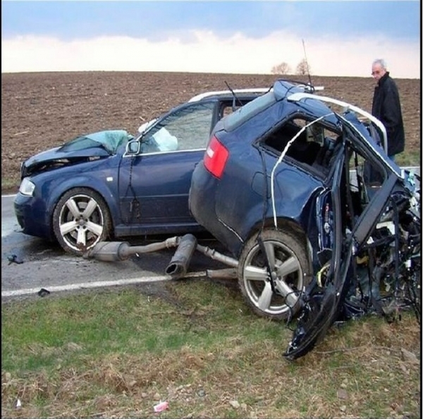 Невероятная авария и самый везучий водитель
