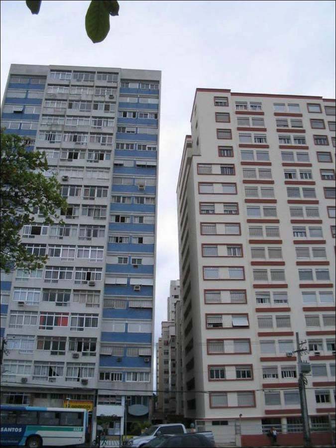Город «падающих» зданий в Бразилии (8 фото)
