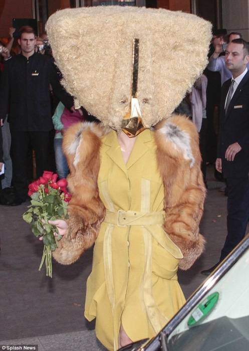Модный модный прикид от Леди Гага
