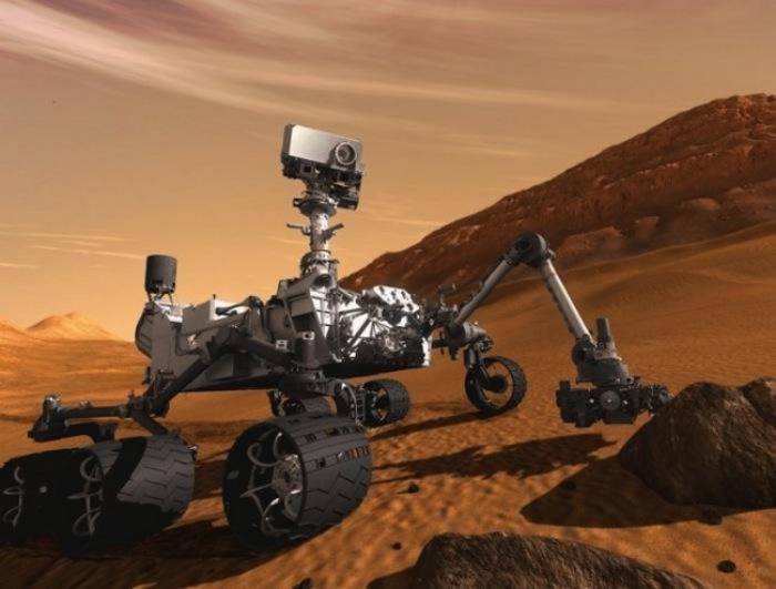 Марсоход Curiosity обнаружил воду на Красной планете
